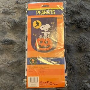 Peanuts Halloween Snoopy Jack-o-lantern Flag - Orange and Purple